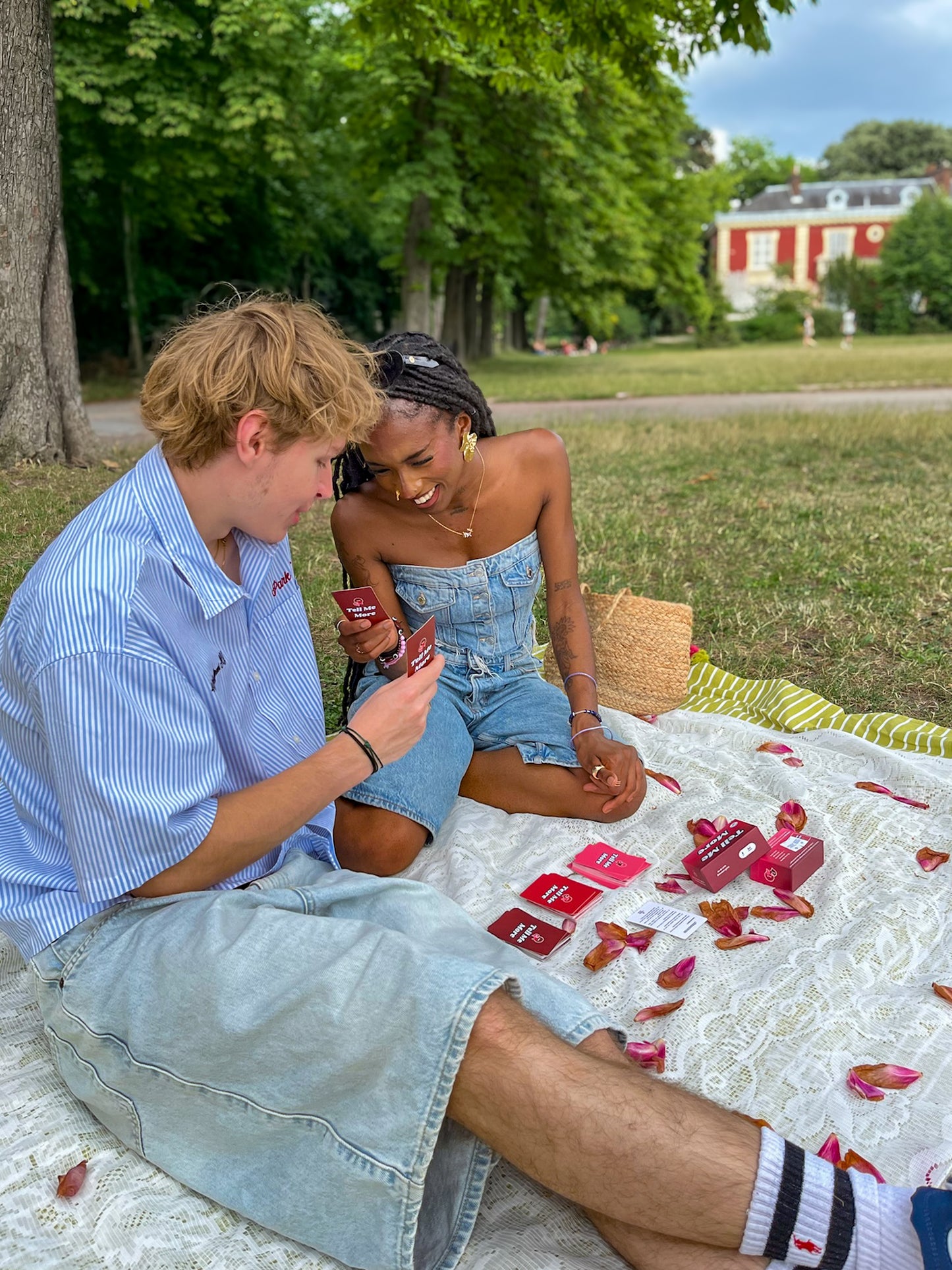 Tell Me More — Jeu de cartes pour couple | 90 questions pour se reconnecter
